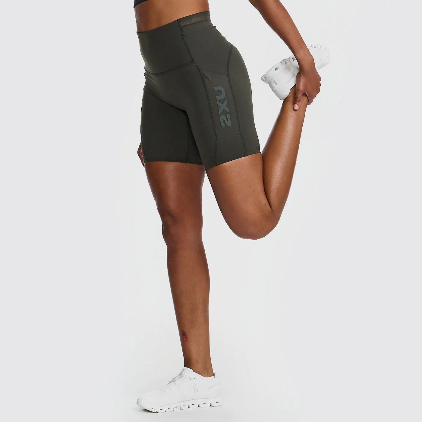 2XU - Form Stash Hi-Rise Bike Shorts - Flint/Flint