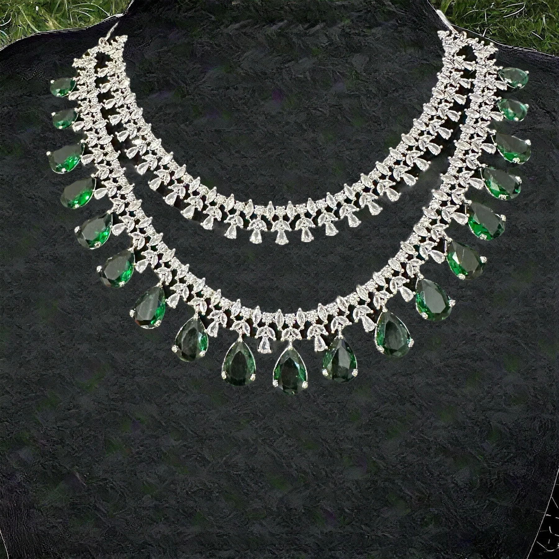 Alin bridal set in silver plating - green ( SHIPS IN 2 WEEKS )