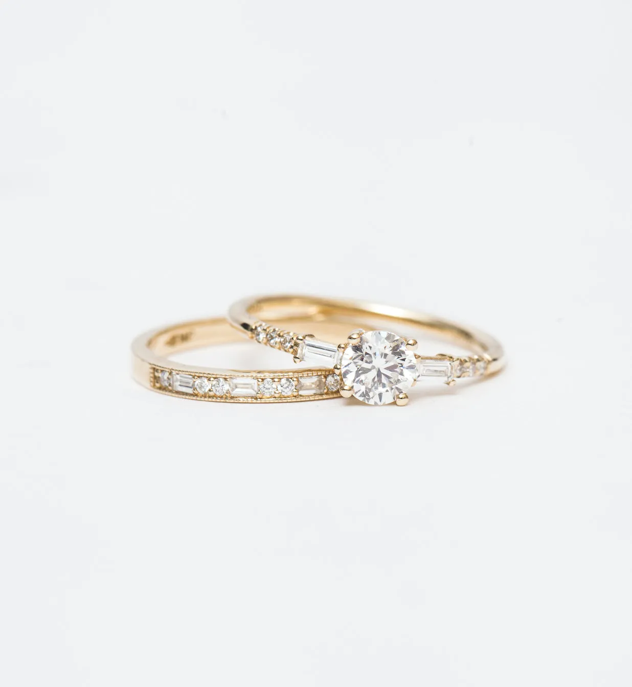 Diamond Melody Baguette Equilibrium Ring