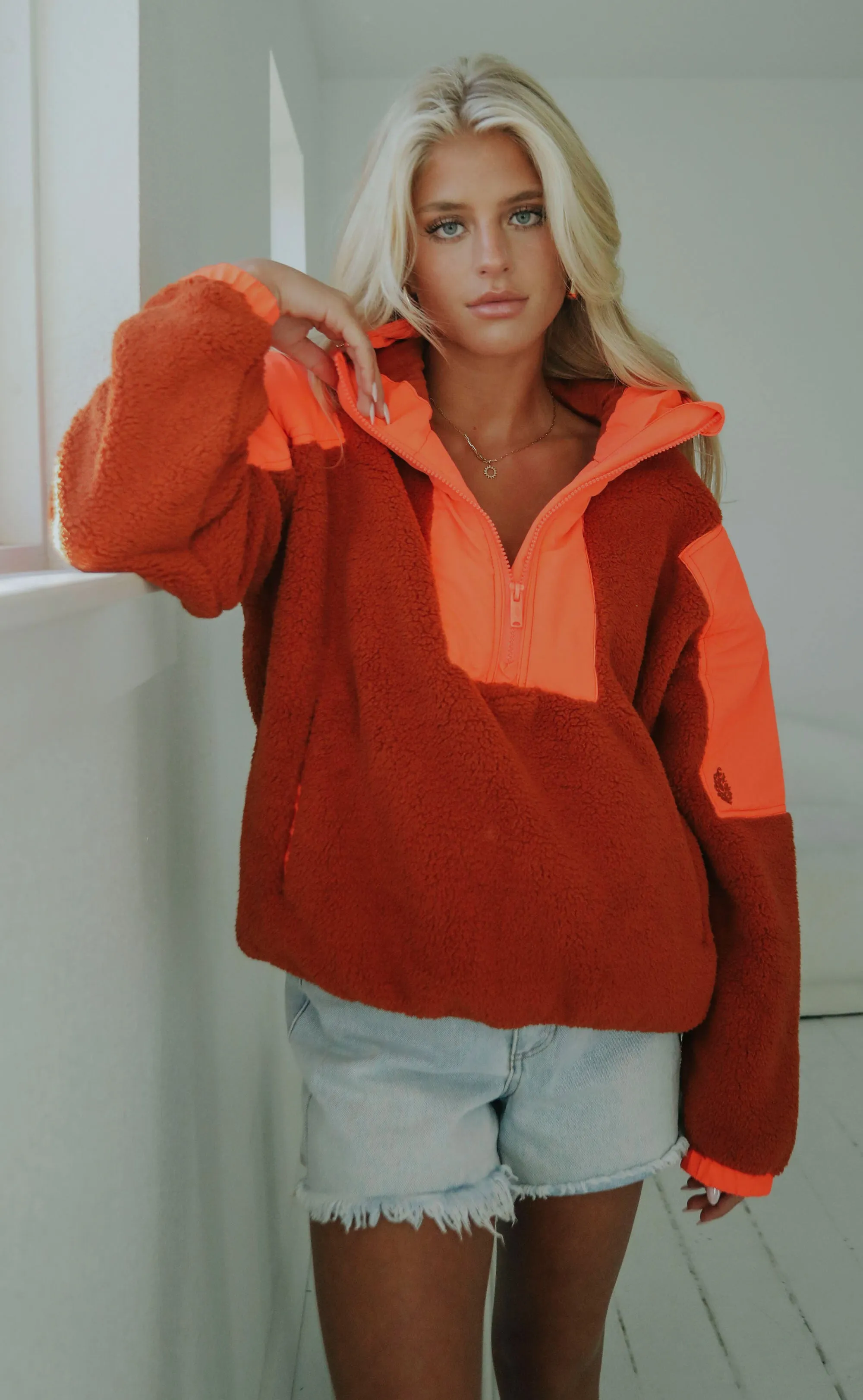 free people movement: lead the pack pullover - coral