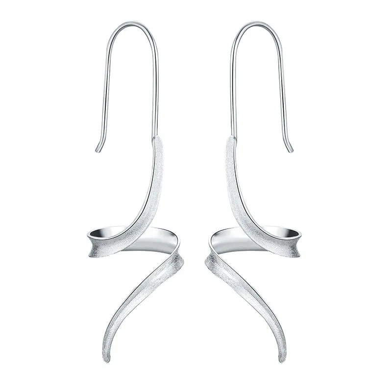 Minimal Curve - Dangle Earrings