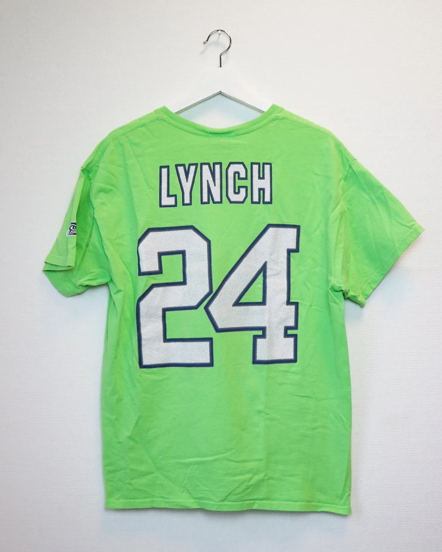 NFL shirt M/L