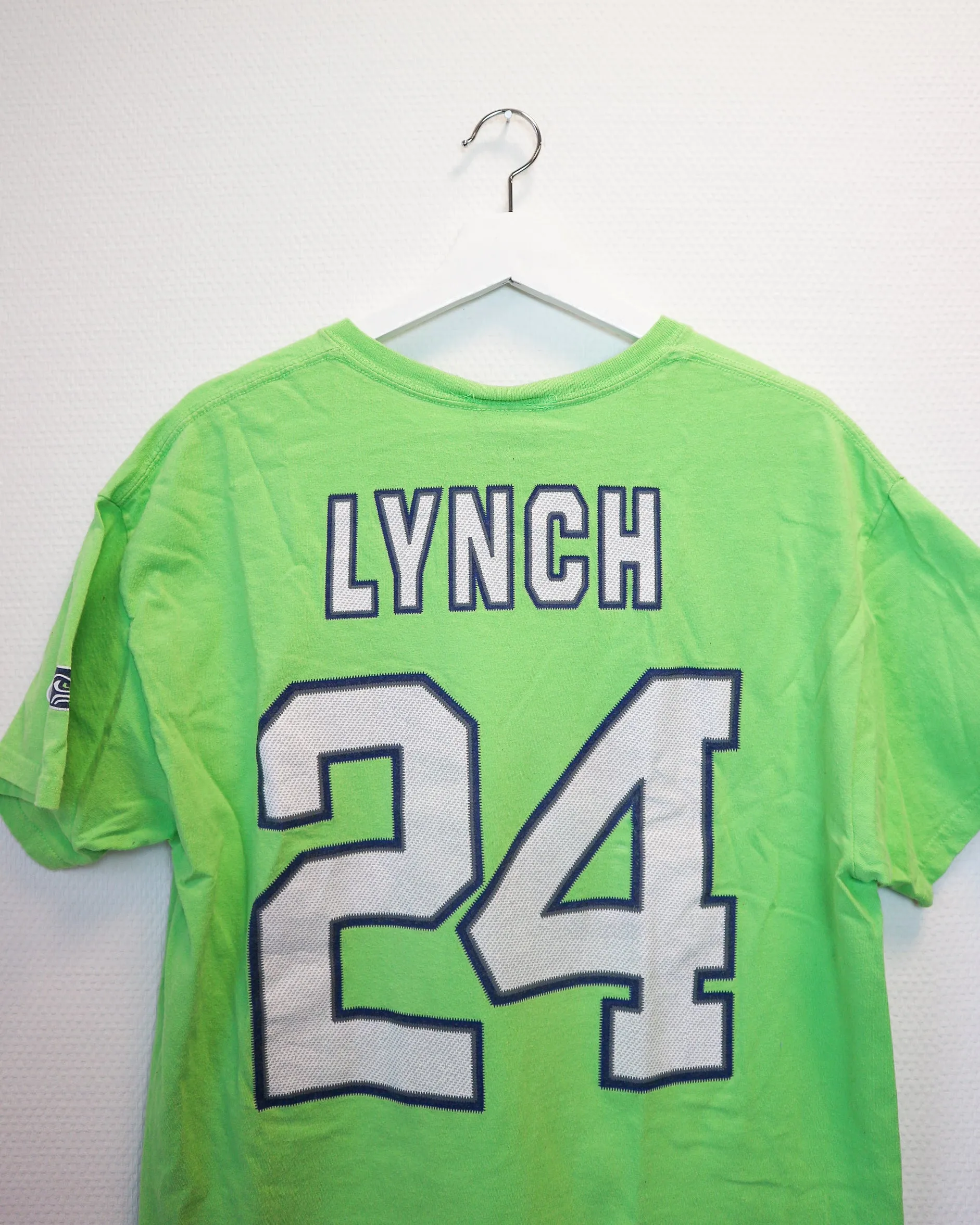 NFL shirt M/L