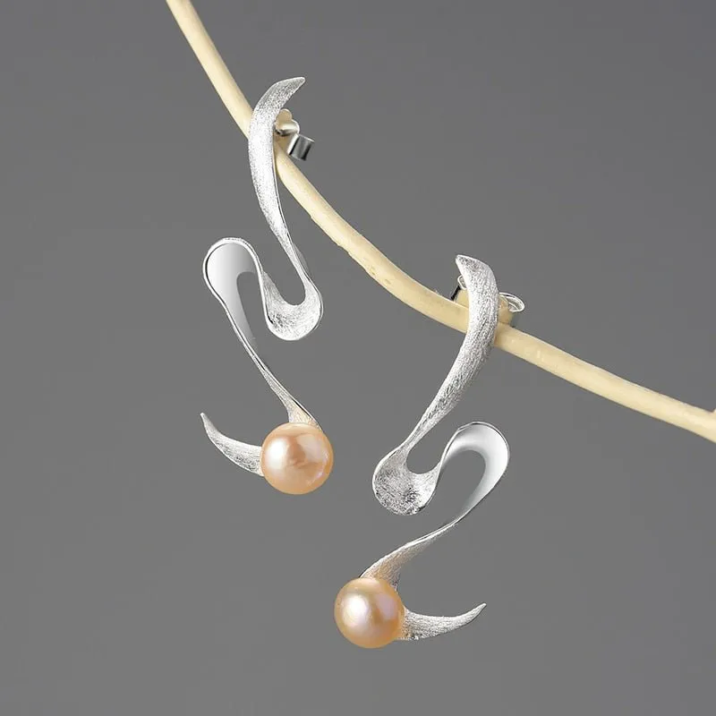 Spiral Pearl - Dangle Earrings