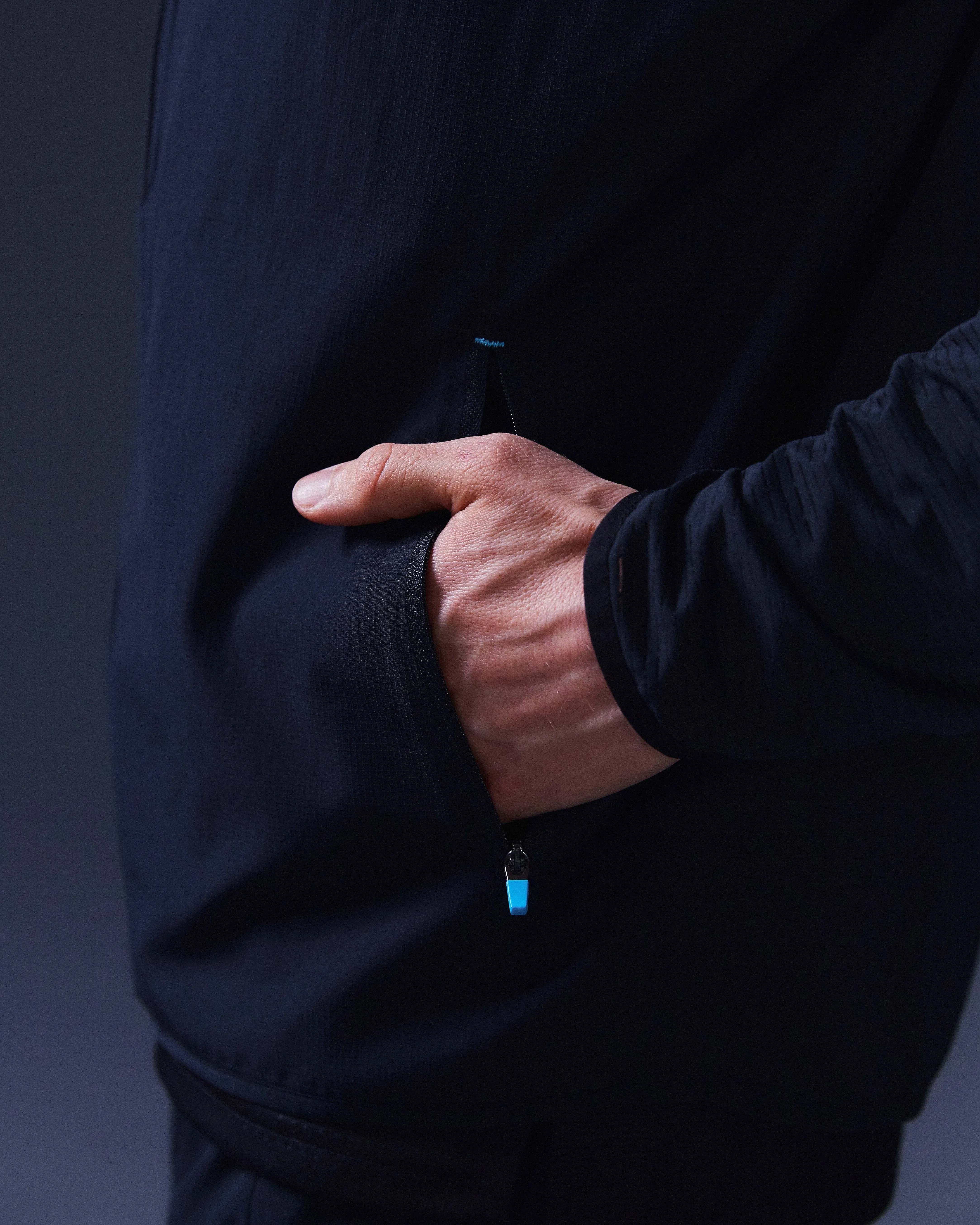 SRJ FZ 01 Run Full Zip Jacket - Black/Light Blue