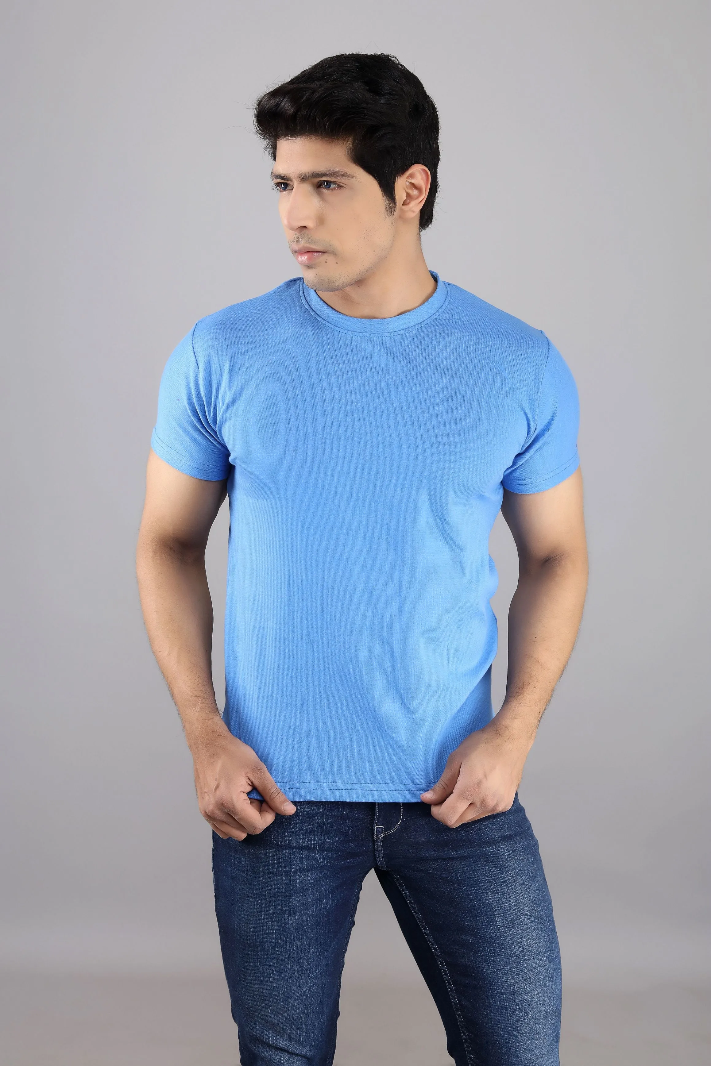 T-shirt - Men Sky Blue Solid Round Neck Pure Cotton